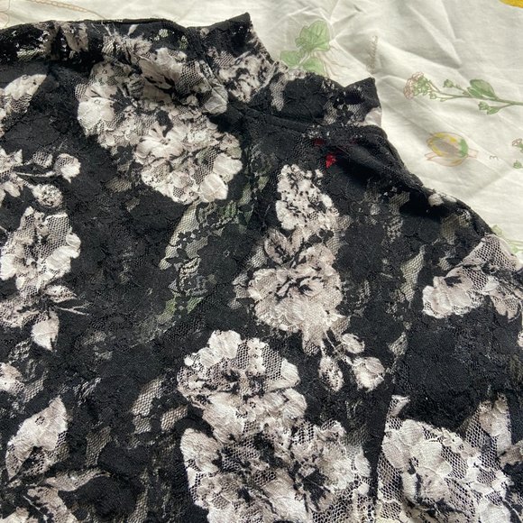 GUESS black and white long sleeve lace bodysuit - Picture 2 of 4